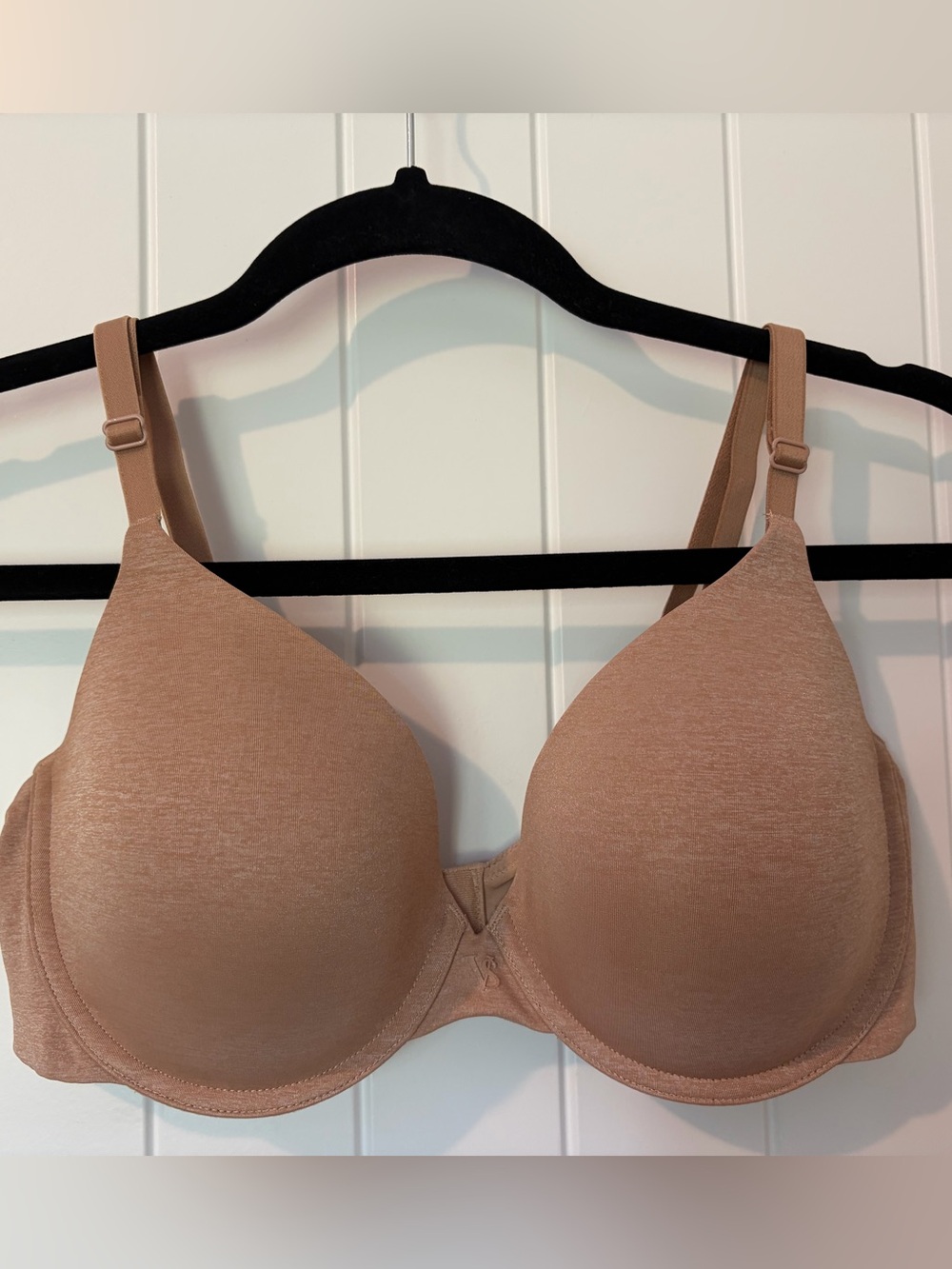 Victoria’s Secret Nude Uplift Semi Demi Underwire Bra Size 36D T Shirt